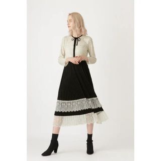 ジルスチュアート(JILLSTUART)のリースプリーツワンピース JILLSTUART(ロングワンピース/マキシワンピース)