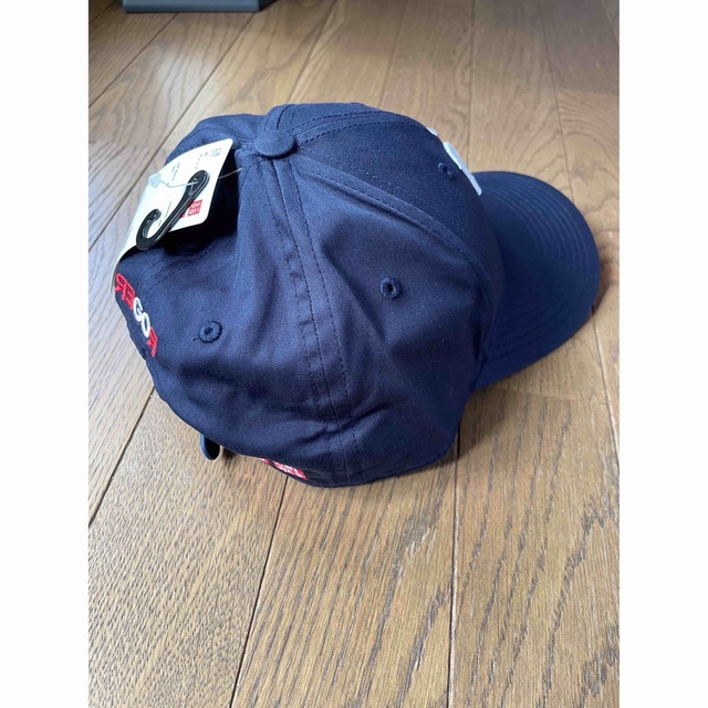 UNIQLO(ユニクロ)の新品 ユニクロ テニスキャップ ロジャーフェデラー NAVY スポーツ/アウトドアのテニス(その他)の商品写真