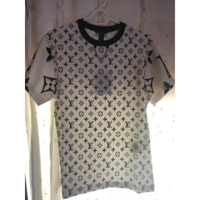 最低価格の 美品✨21年モデル✨ルイヴィトン ウルスフィッシャー 半袖