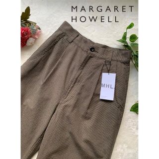 マーガレットハウエル(MARGARET HOWELL)の新品タグ付き⭐️完売品‼️マーガレットハウエル ルーズフィットトラウザー(カジュアルパンツ)