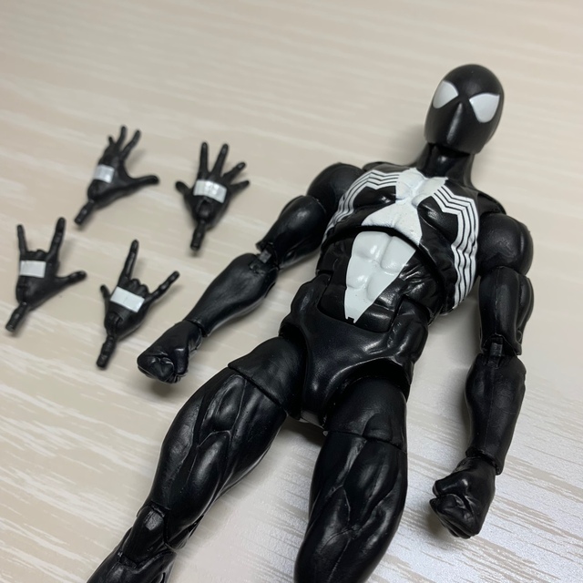 MARVEL - マーベルレジェンド シンビオートスパイダーマンの通販 by