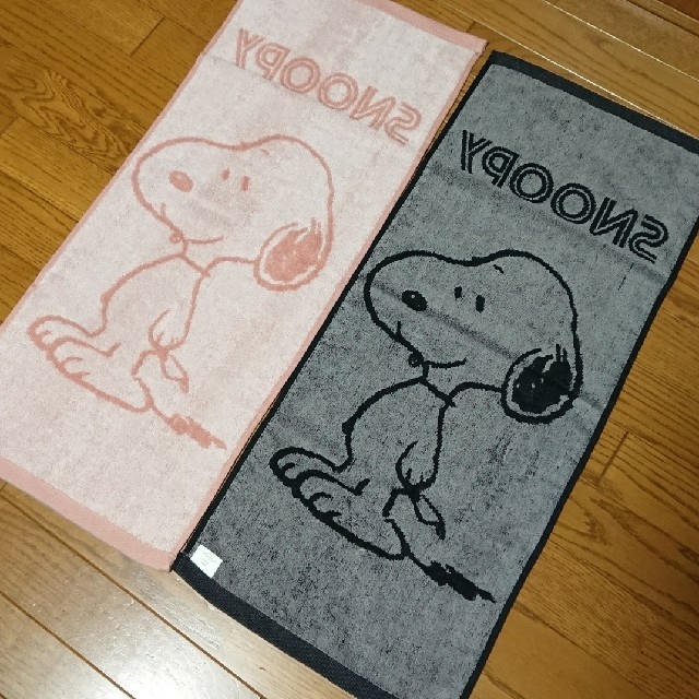 SNOOPY(スヌーピー)の【新品】SNOOPY スヌーピー フェイスタオル 2枚セット インテリア/住まい/日用品の日用品/生活雑貨/旅行(タオル/バス用品)の商品写真