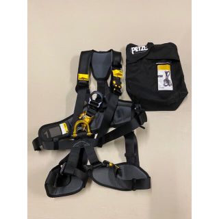 ペツル(PETZL)の［のり様専用］petzl アストロ　国際バージョン　フルハーネス1(登山用品)