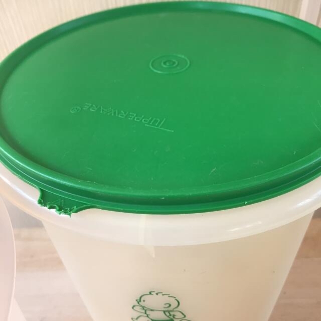 まとめて2個 Tupperware タッパーウェア ジャイアントの通販 by まとめて2個 Tupperware タッパーウェア ジャイアントの通販 by