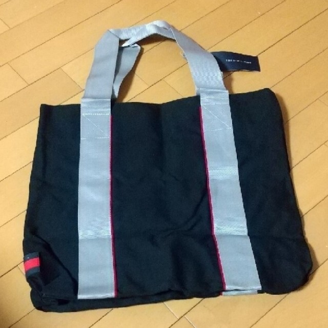 TOMMY HILFIGER(トミーヒルフィガー)のMimi様専用  新品  TOMMY  HILFIGER  トートバッグブラック レディースのバッグ(トートバッグ)の商品写真