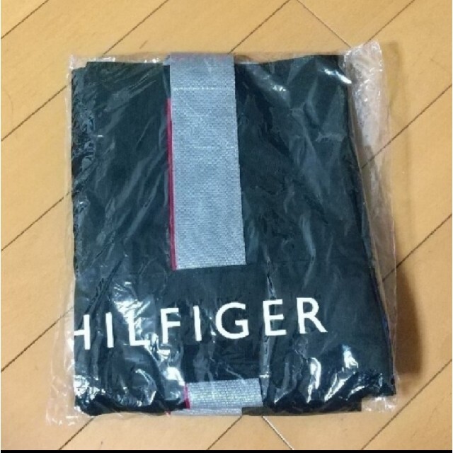 TOMMY HILFIGER(トミーヒルフィガー)のMimi様専用  新品  TOMMY  HILFIGER  トートバッグブラック レディースのバッグ(トートバッグ)の商品写真