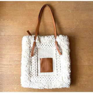 にスリップ バッグ ハンドバッグ パテント レザー スモール Bellport