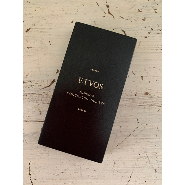 ETVOS(エトヴォス)のetvos ミネラルコンシーラーパレット コスメ/美容のベースメイク/化粧品(コンシーラー)の商品写真