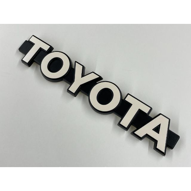 【新品未使用】ランクル 70系 フロントグリルエンブレム トヨタ TOYOTA