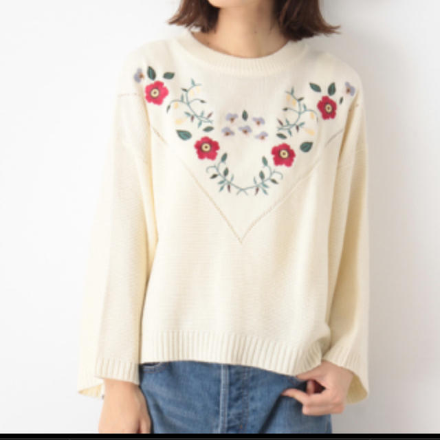 【wcloset】花刺繍ニットプルオーバー レディースのトップス(ニット/セーター)の商品写真