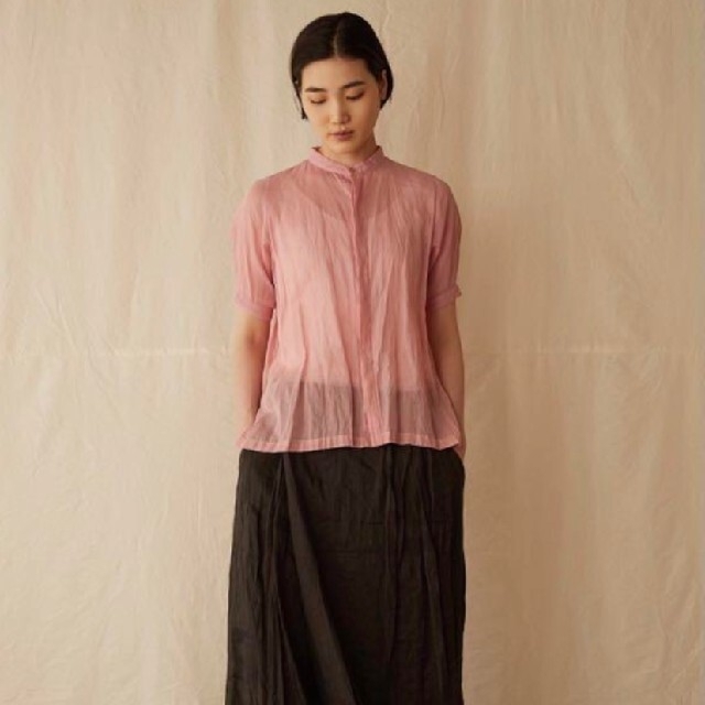 suzuki takayuki(スズキタカユキ)のしろまる様専用 スズキタカユキ オーガンジーシャツ ピンク レディースのトップス(シャツ/ブラウス(半袖/袖なし))の商品写真