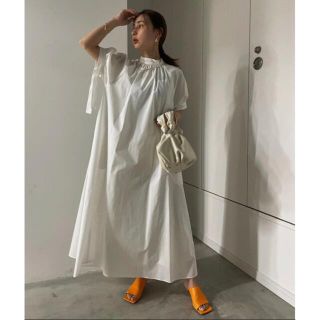 アメリヴィンテージ(Ameri VINTAGE)のAMERIアメリ【COTTON COLOR VOLUME DRESS】(ロングワンピース/マキシワンピース)