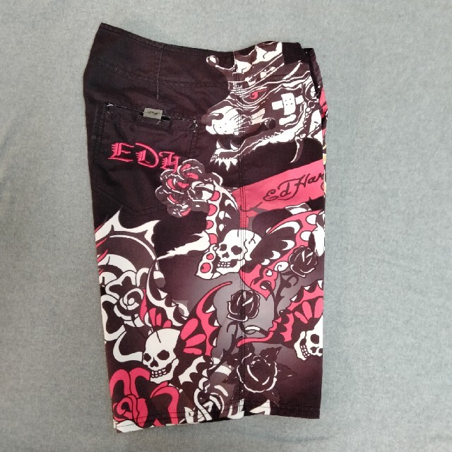 Ed Hardy(エドハーディー)のエドハーディー　ハーフパンツ　30インチ メンズのパンツ(ショートパンツ)の商品写真