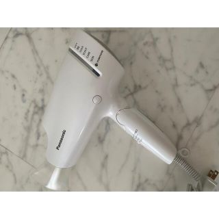 パナソニック(Panasonic)のPanasonic EH-NA9B-W ナノケア　2020年モデル(ドライヤー)