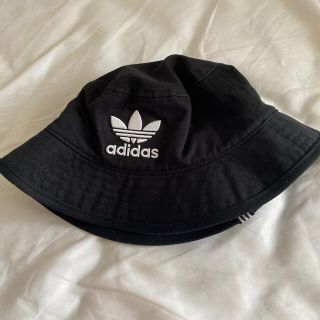 アディダス(adidas)のadidas バケハ　（バケットハット）(ハット)