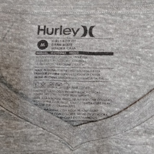 Hurley(ハーレー)のHurley　Tシャツ　mサイズ レディースのトップス(Tシャツ(半袖/袖なし))の商品写真