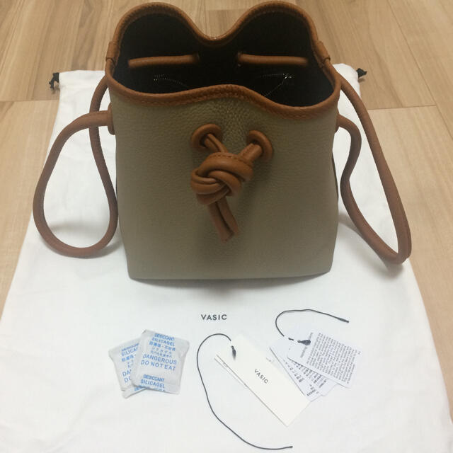 正規品 美品ISETAN 90周年記念限定 別注 VASIC BOND MINI | kanal-kavak.de