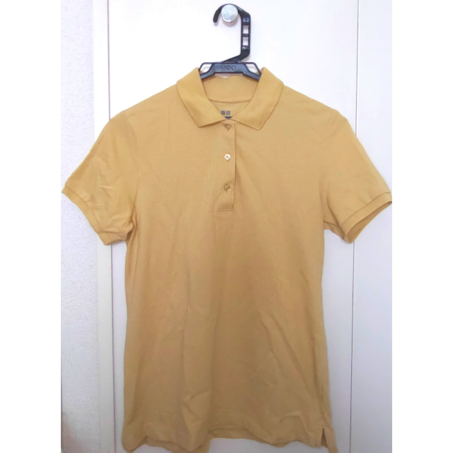 UNIQLO(ユニクロ)のポロシャツ（ベージュ） レディースのトップス(ポロシャツ)の商品写真