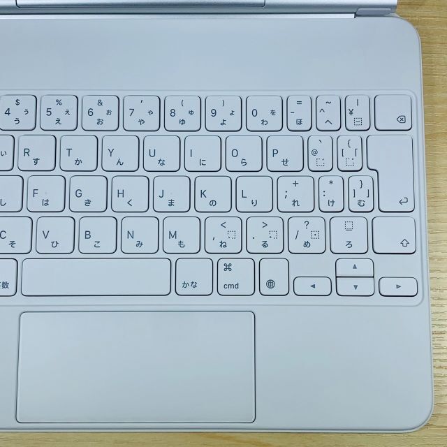 Apple(アップル)の美品 iPad Magic Keyboard T371 スマホ/家電/カメラのPC/タブレット(PC周辺機器)の商品写真