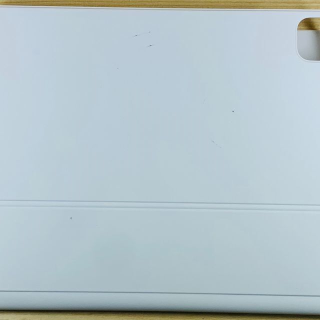 Apple(アップル)の美品 iPad Magic Keyboard T371 スマホ/家電/カメラのPC/タブレット(PC周辺機器)の商品写真