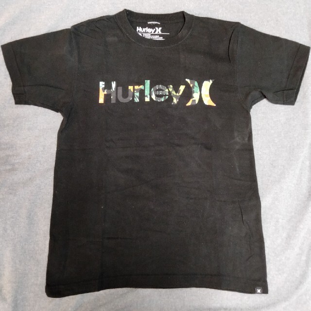 Hurley(ハーレー)のHurley　Tシャツ　Sサイズ メンズのトップス(Tシャツ/カットソー(半袖/袖なし))の商品写真