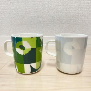 マリメッコ(marimekko)の【すずさま専用】‼️ルーツ (ルートゥ)  マグカップ　(食器)