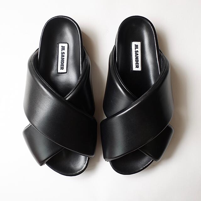 Jil Sander(ジルサンダー)の新品正規品 jil sander メンズ パデッド レザー サンダル 42 メンズの靴/シューズ(サンダル)の商品写真