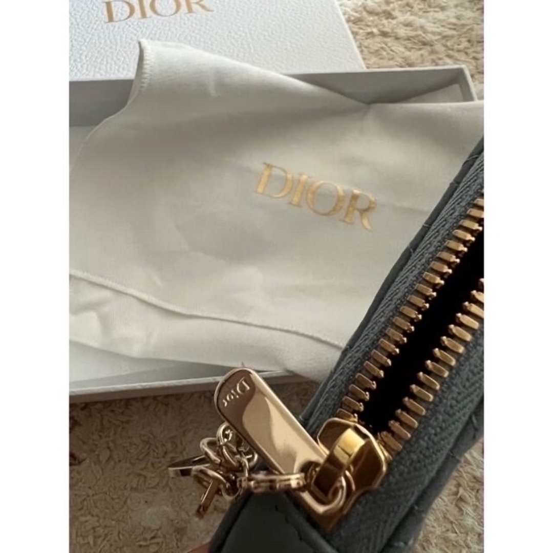 ディオール LADY DIOR フォンホルダー カナージュ ラムスキンディオールバッグ