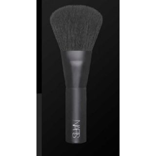 ナーズ(NARS)の【新品未開封】NARS ブラシ　特製サイズ(ブラシ・チップ)