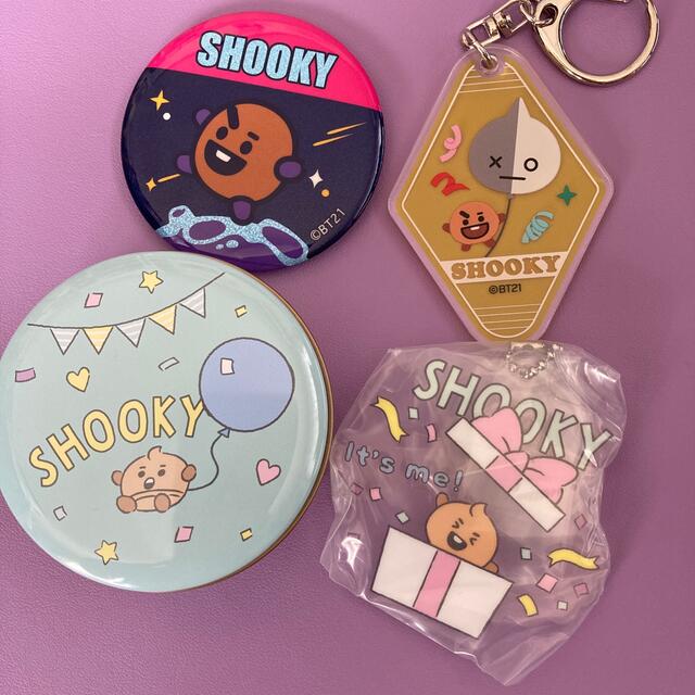 BT21(ビーティーイシビル)のBT21 SHOOKY 4点セット エンタメ/ホビーのタレントグッズ(アイドルグッズ)の商品写真