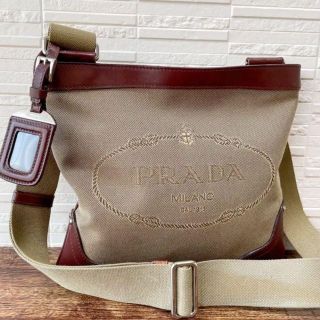 プラダ(PRADA)のPRADA プラダ ジャガード×レザー ショルダー バッグ ビッグ ロゴ 茶色(ショルダーバッグ)