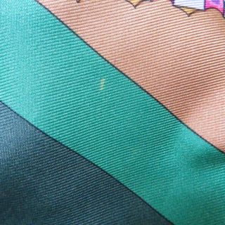 Hermes - エルメス カレ90 花の中で過ごす時間 スカーフ シルク100