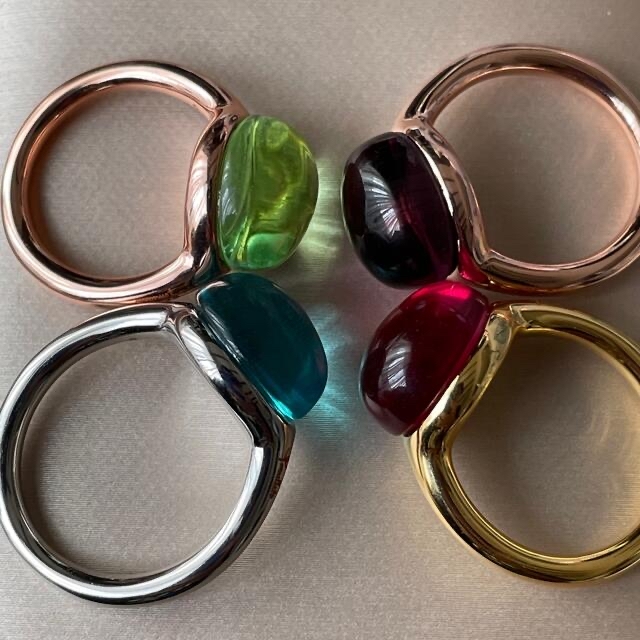 一点のみ ぽってり グレープ アメジスト カラー 大粒 ストーン ヌードリング レディースのアクセサリー(リング(指輪))の商品写真