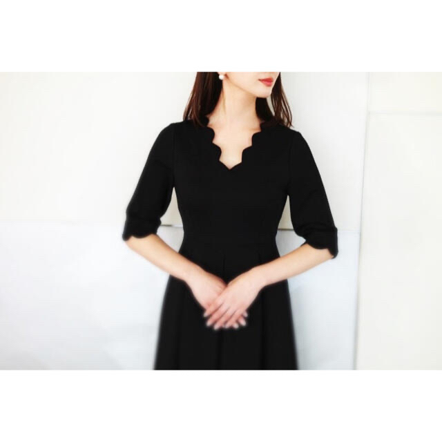 【最終値下げ】akiki scallop dressⅢ/black 新品 36