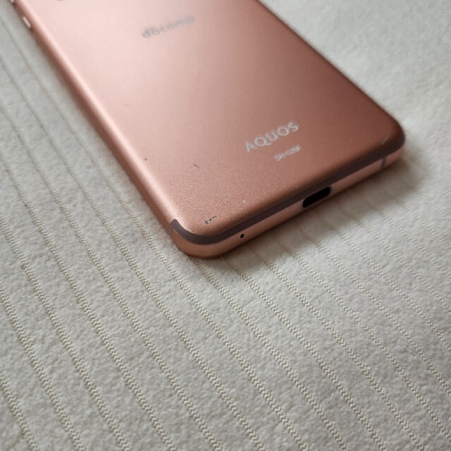 AQUOS(アクオス)のAQUOS sense3 SH-02M スマホ/家電/カメラのスマートフォン/携帯電話(スマートフォン本体)の商品写真