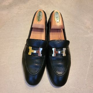 エルメス(Hermes)の【美品】HERMES　モカシンパリ　34.5(ローファー/革靴)