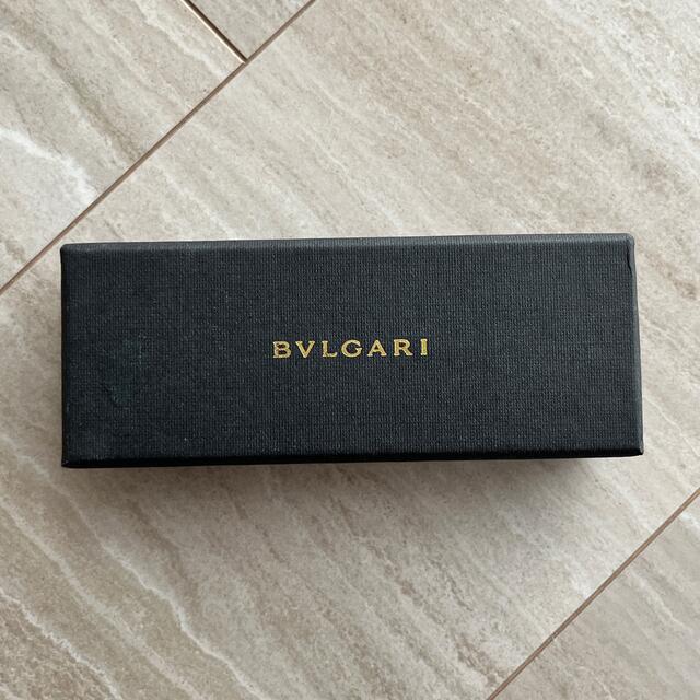 BVLGARI(ブルガリ)の新品　BVLGARI ストラップ　レッド　ブルガリ レディースのファッション小物(キーホルダー)の商品写真