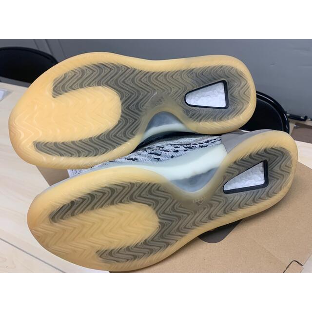 adidas YEEZY QNTM