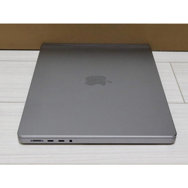 Mac (Apple)(マック)のM1Pro MacBookPro 14 スペースグレイ　MKGP3J/A スマホ/家電/カメラのPC/タブレット(ノートPC)の商品写真