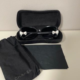 シャネル(CHANEL)のCHANEL シャネル　リボン　サングラス(サングラス/メガネ)