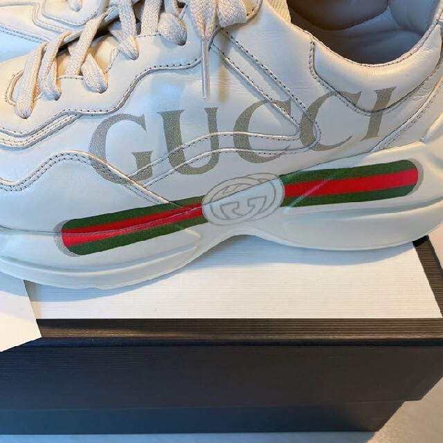 定価約14万 GUCCI グッチ ライトン GGロゴ レザー ダットスニーカー-