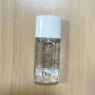 ディオール(Dior)のディオール　スノーライト　エッセンス　ローション（薬用化粧水）(化粧水/ローション)