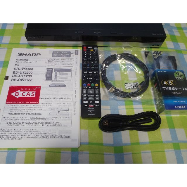 HDD1T新品　３番組録画　AQUOS　ブルーレイレコーダー　BD-UT1200