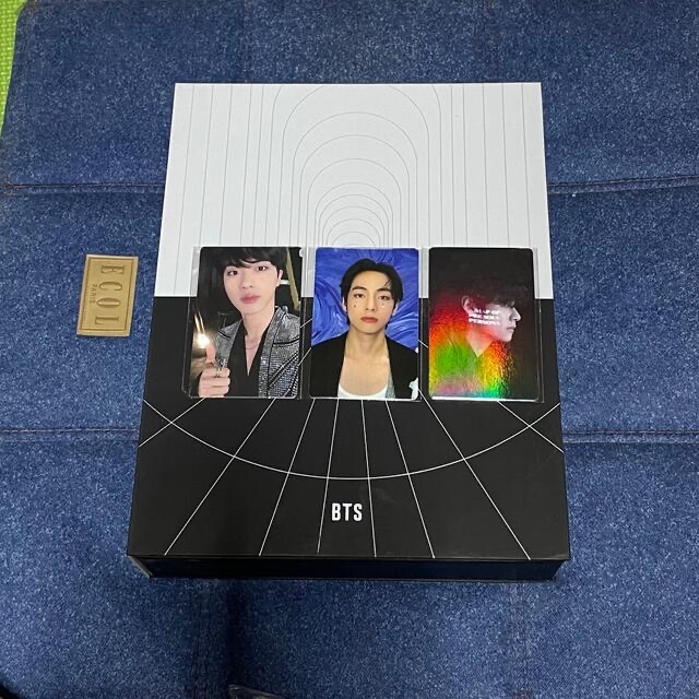 防弾少年団(BTS)(ボウダンショウネンダン)のBTS MAP OF THE SOUL ON:E PHOTOBOOK エンタメ/ホビーのCD(K-POP/アジア)の商品写真