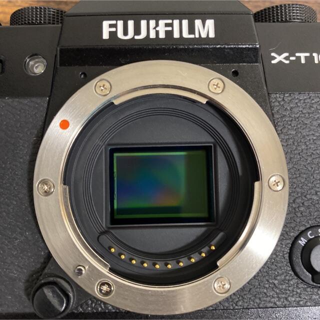 富士フイルム(フジフイルム)のFUJIFILM x-t10 スマホ/家電/カメラのカメラ(ミラーレス一眼)の商品写真
