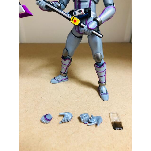 BANDAI(バンダイ)のS.H.figuarts 仮面ライダーチェイサー エンタメ/ホビーのフィギュア(特撮)の商品写真