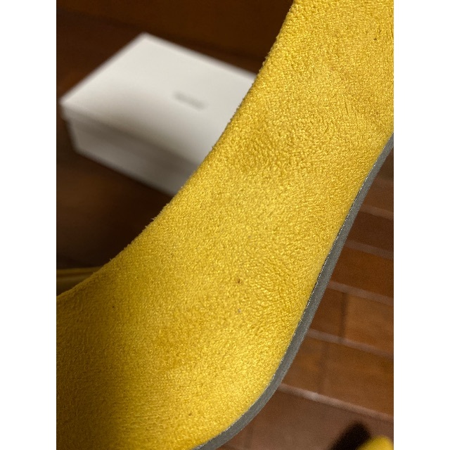 新品Menueメヌエ、7cmヒールパンプス、イエロー黄色 レディースの靴/シューズ(ハイヒール/パンプス)の商品写真