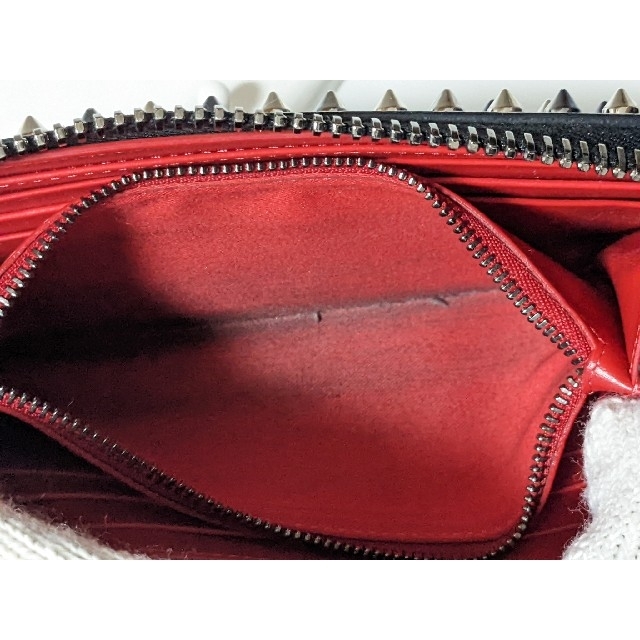 超良品‼️ クリスチャンルブタン 財布 長財布 スタッズ 広く 超良品‼️ クリスチャンルブタン 財布 長財布 スタッズ 広く