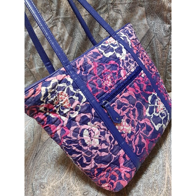 Vera Bradley(ヴェラブラッドリー)のヴェラブラッドリー Vera Bradley ショルダーキルティングトートバッグ レディースのバッグ(トートバッグ)の商品写真