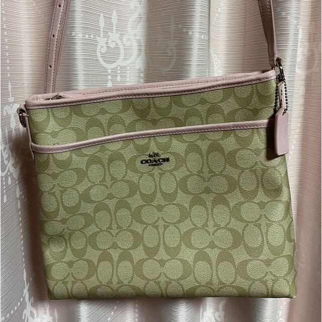 COACH ショルダーバッグ　バッグ　ピンク